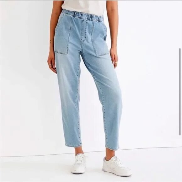 Madewell Denim - Madewell Pull On Relaxed Jean  - M